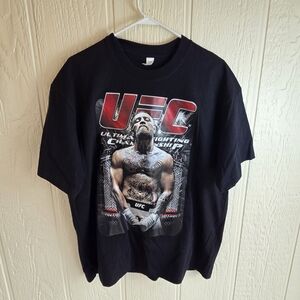 Men's UFC Black and Red Graphic Tee, Size XL